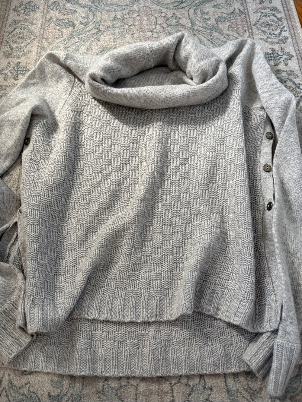 White + Warren turtleneck cashmere sweater